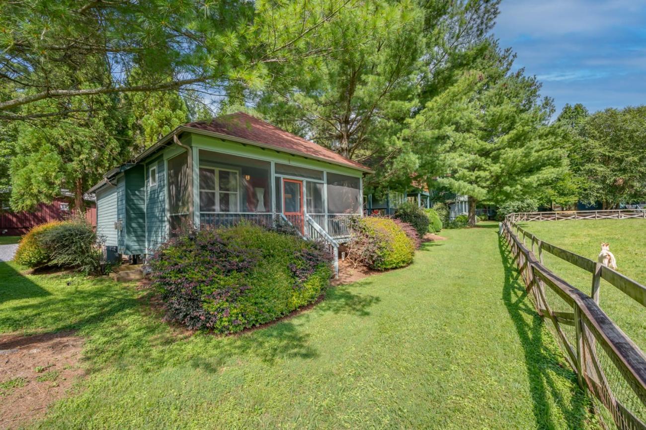 Buttercup Cottage Asheville Exterior photo